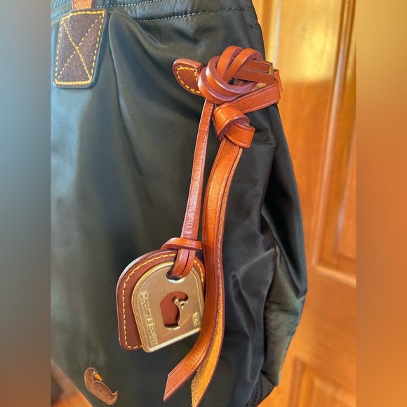 Dooney & Bourke Tote Nylon Black Brown Size Medium - Picture 5 of 17